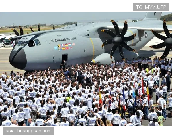 安联球场启动第十年大型维护升级工程，预计耗资数千万欧元。